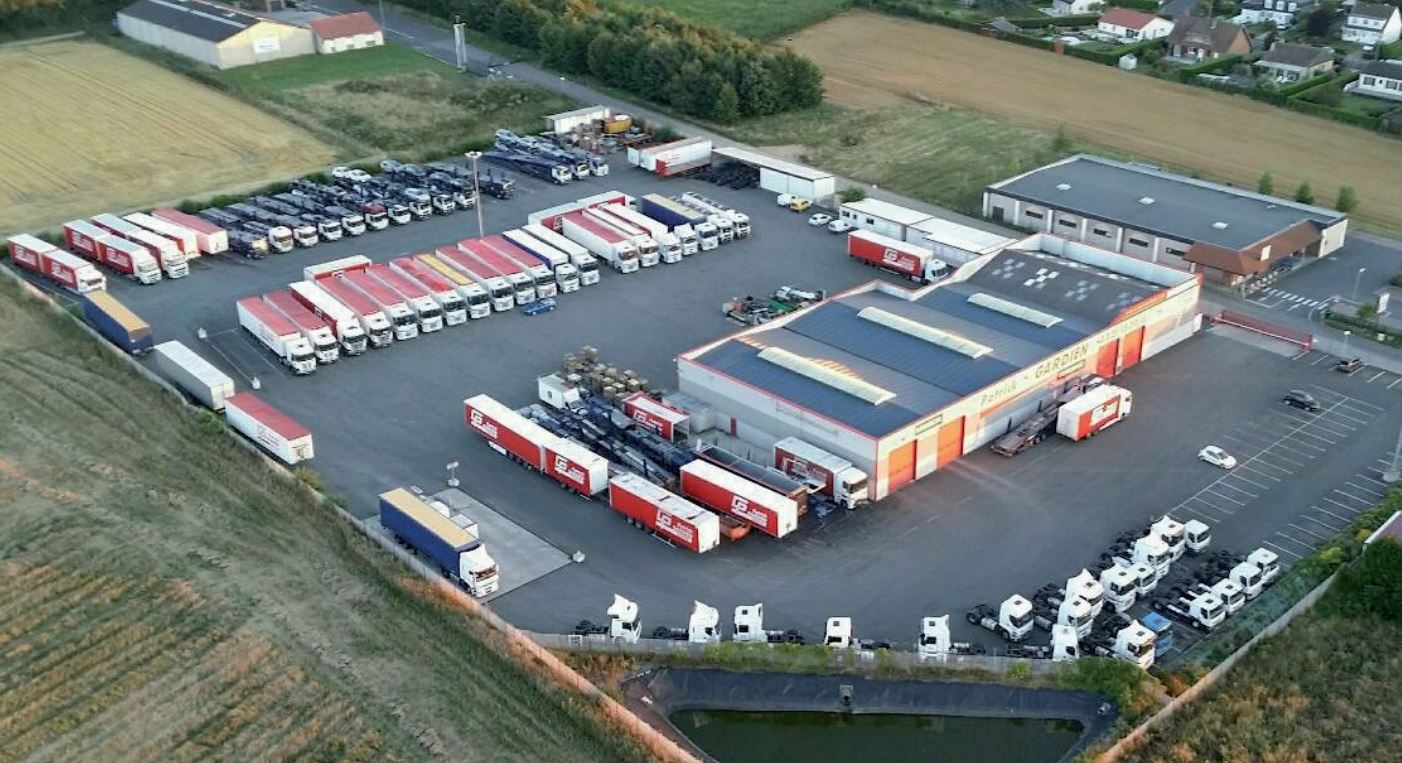 Location camion porte voiture avec chauffeur Arras - France et Benelux